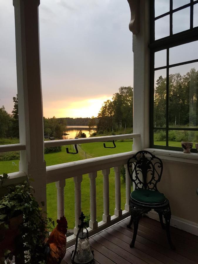 Skogsbrynet B&B, Bredsjoe Nya Herrgard Hällefors Exterior foto